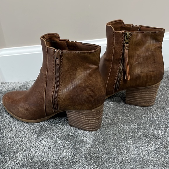Brown Bootie - Picture 3 of 5